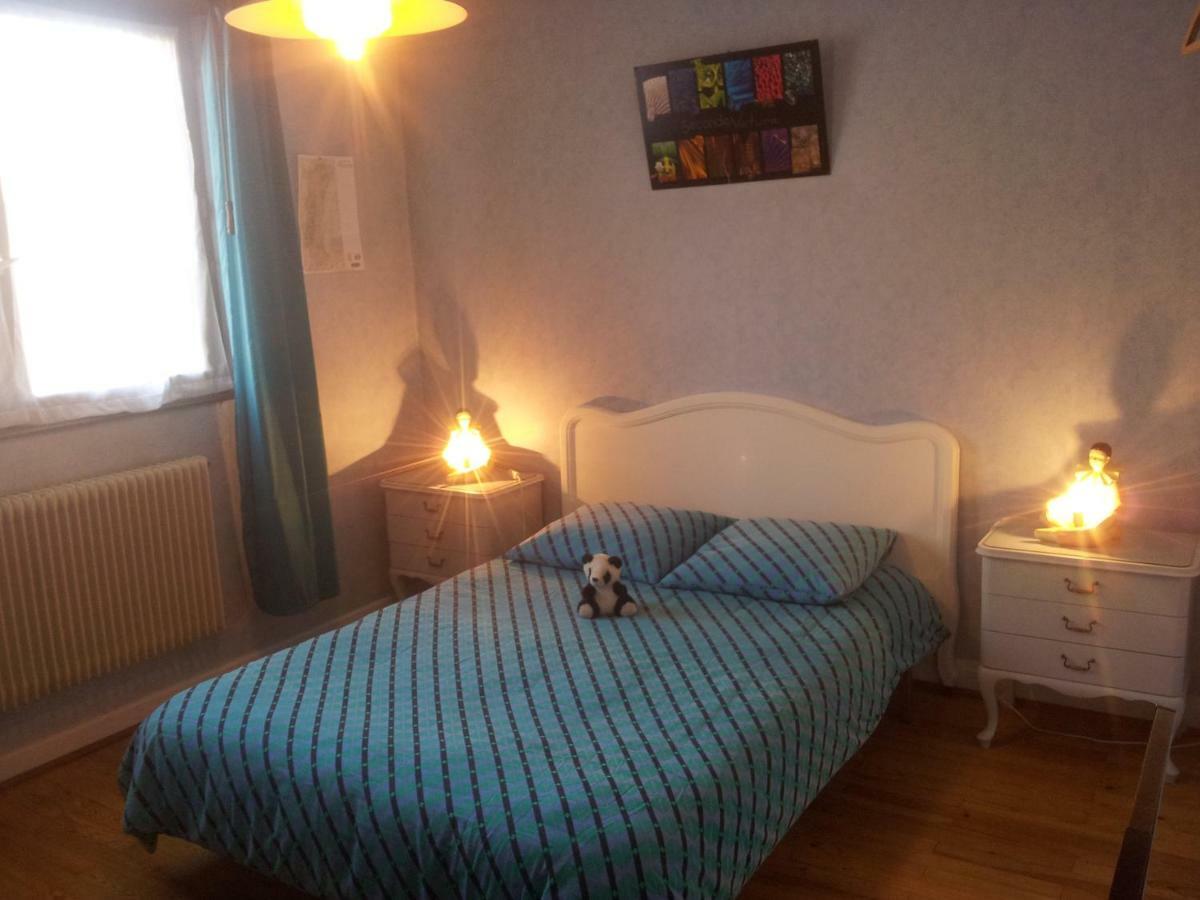 Chambres D'Hotes Et Gite Chez Martine Barr Exterior foto